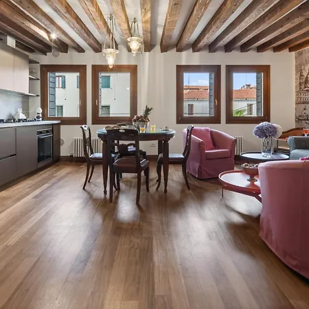 Cera Dimora San Vio Apartment